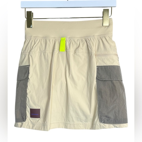Lululemon Multi-Pocket Cargo High-Rise Skorts size 4 - Picture 4 of 7